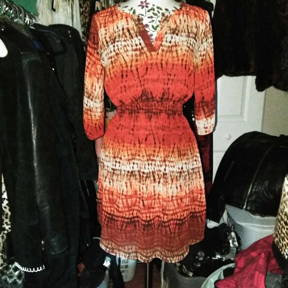 Dress - Picture 2 of 3